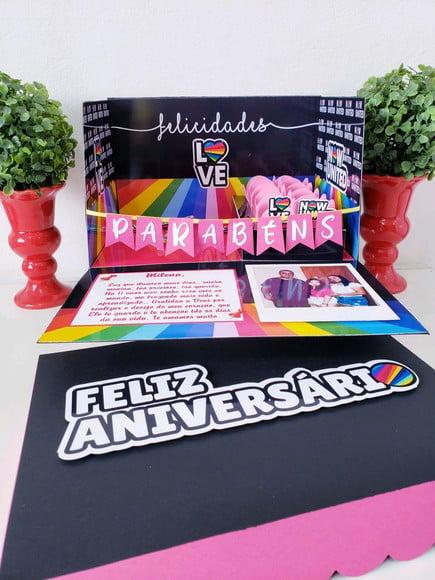 Festa na Caixa Cenário Now United Explosão para Bolo