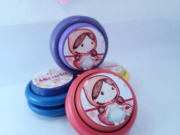 Ioiô Personalizado Chapeuzinho Vermelho Aquarela