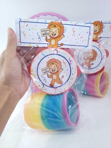 Kit Bloquinho de Carnaval Animais Pandeiro Pequeno e Mola