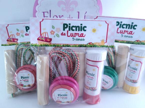 Kit Brinquedos Picnic com Corda Bolha e Ioiô Festa no Parque