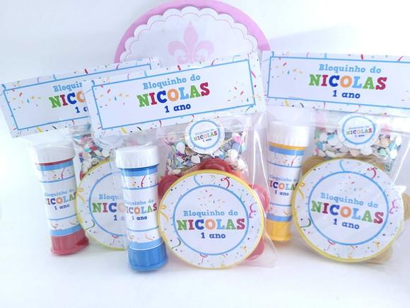 Kit de Carnaval Pandeiro Pequeno Bolha e Confete Bloquinhos