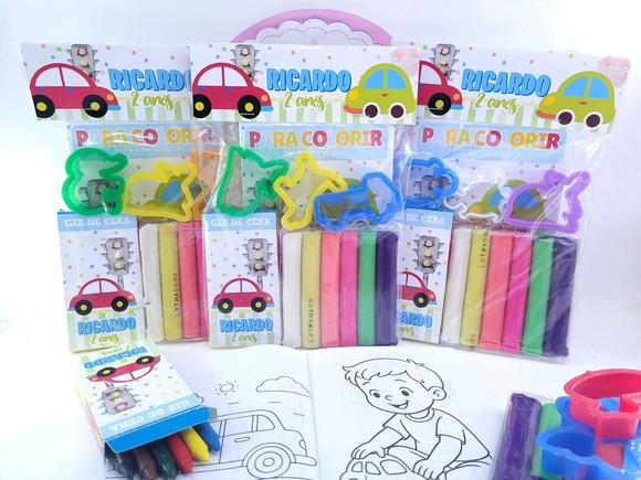Kit de Colorir com Massinha Meios de Transporte Carro Menino