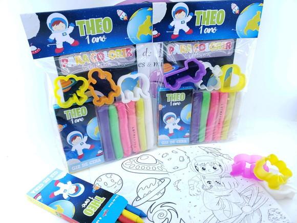 Kit de Colorir com Massinha Festa Astronauta Lembrancinha