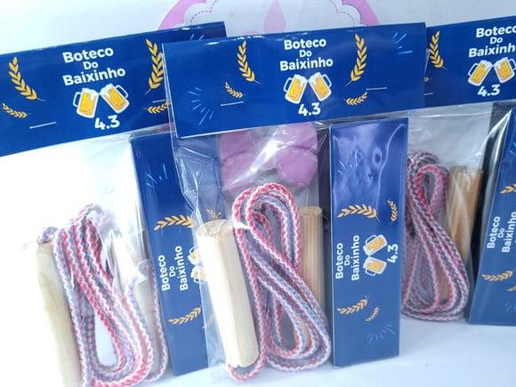 Kit Diversão Dominó e Corda Lembrancinha Festa Boteco