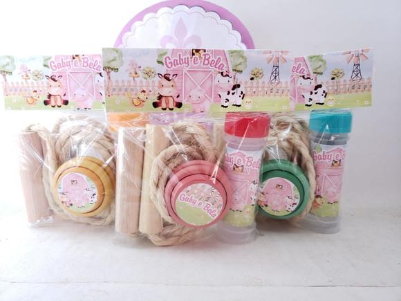Kit Diversão Fazendinha Aquarela Menina Corda e Bolha