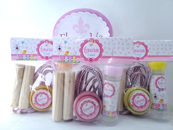 Kit Diversão Jardim Encantado Floral Corda Bolha e Ioiô