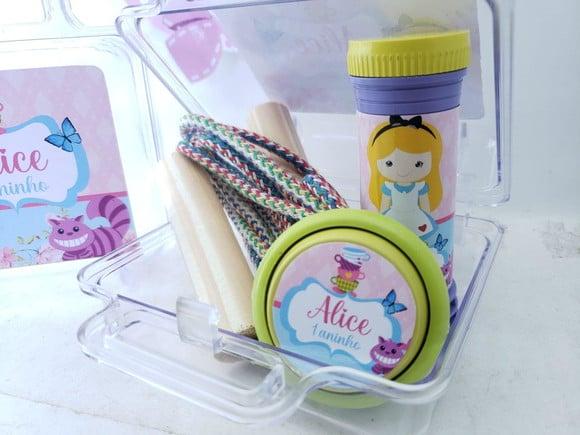 Kit Diversão na Maleta Alice no País das Maravilhas Corda