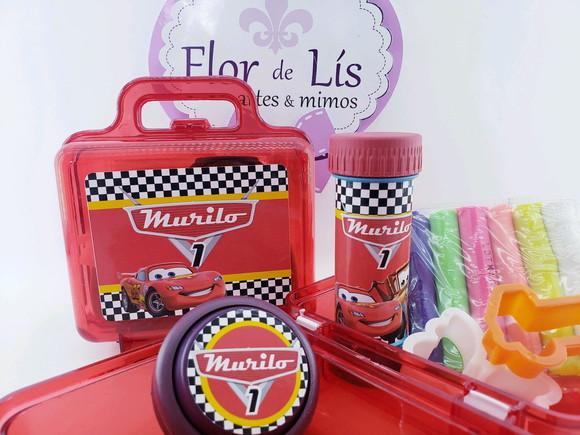 Kit Diversão na Maleta Carros