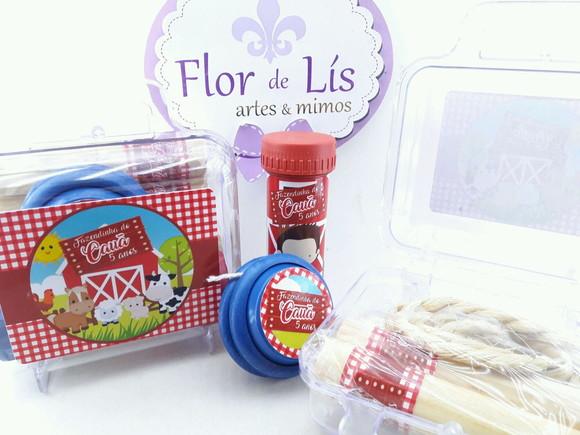Kit Diversão na Maleta Fazendinha