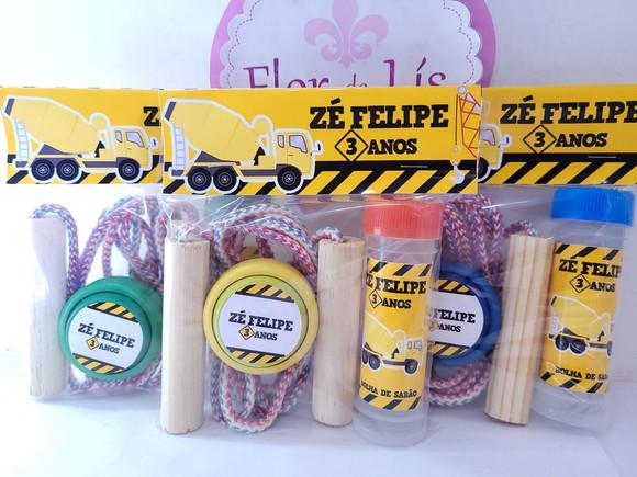 Kit Diversão Trator e Obras Corda Bolha e Ioiô