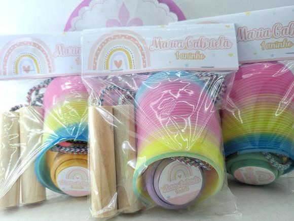 Kit Divertido Arco Íris Boho com Mola Corda e Ioiô