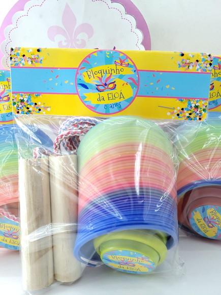 Kit Divertido Bloquinho de Carnaval com Mola Corda e Ioiô
