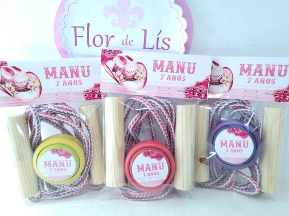 Kit Divertido Boiadeira Lembrancinha Fazendinha Corda e Ioiô