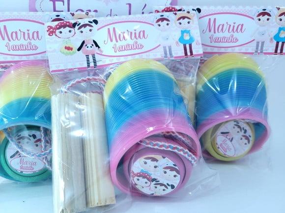 Kit Divertido Bonecas Metoo Lembrancinha Mola Corda Ioiô