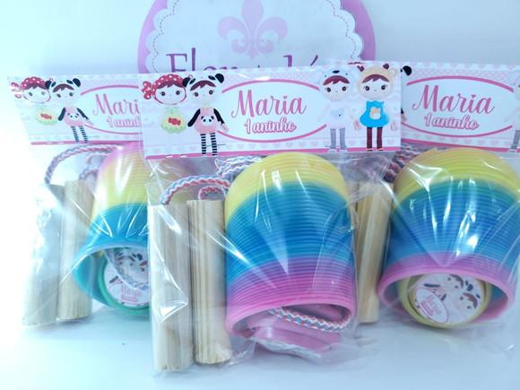 Kit Divertido Bonecas Metoo Lembrancinha Mola Corda Ioiô