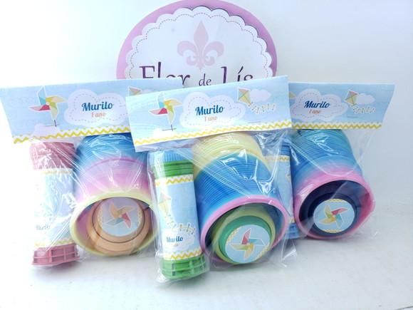 Kit Divertido Brinquedos Pipas e Cataventos com Ioiô