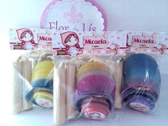 Kit Divertido Chapeuzinho Vermelho com Mola Corda e Ioiô