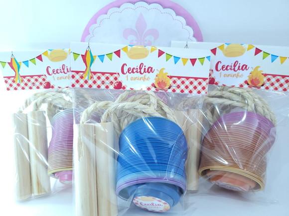 Kit Divertido Festa Junina com Mola Corda e Ioiô Arraiá