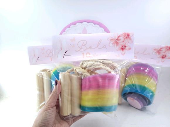 Kit Divertido Jardim Encantado Floral com Mola Corda e Ioiô