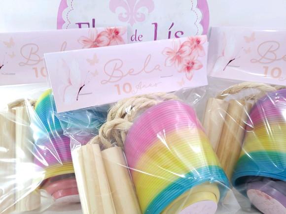 Kit Divertido Jardim Encantado Floral com Mola Corda e Ioiô