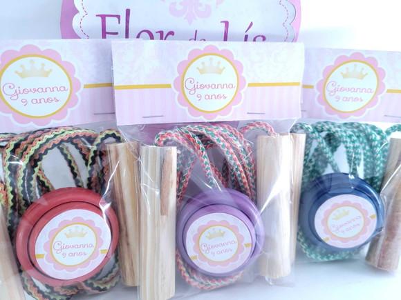 Kit Divertido Princesa Realeza Corda e Ioiô Lembrancinha