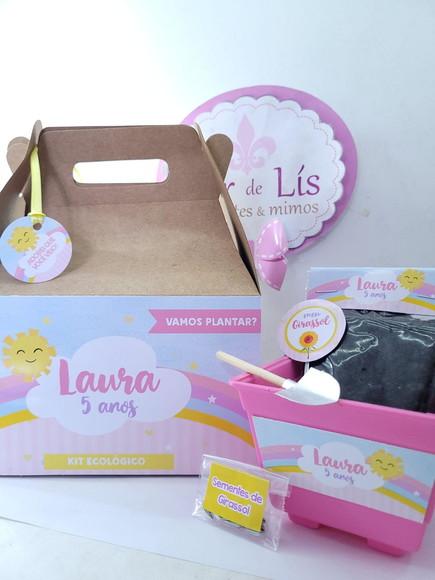 Kit Ecológico na Maleta Arco Íris e Raio de Sol Lembrancinha