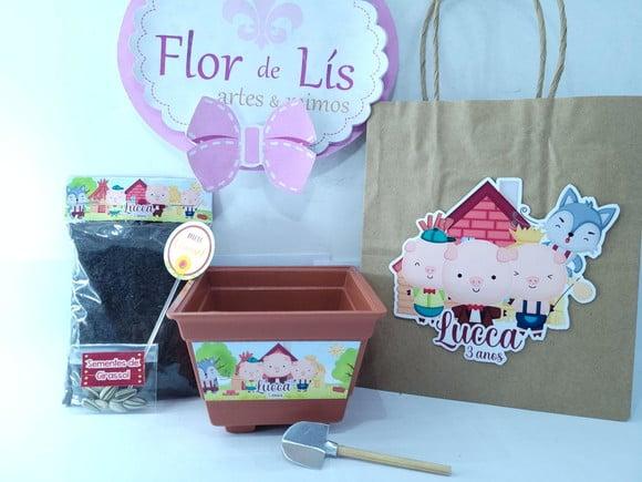 Kit Jardinagem com Sacola os 3 Porquinhos Lembrancinha