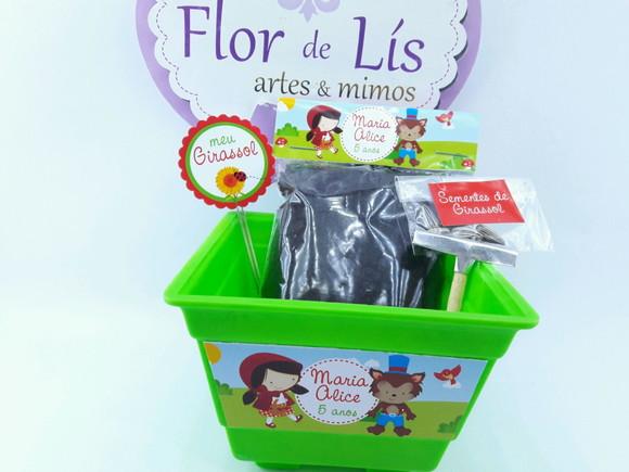 Kit Jardinagem Chapeuzinho Vermelho