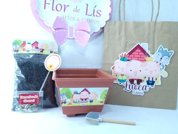 Kit Jardinagem com Sacola os 3 Porquinhos Lembrancinha