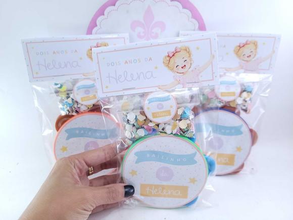 Kit Musical Pandeiro Pequeno e Confetes Carnaval