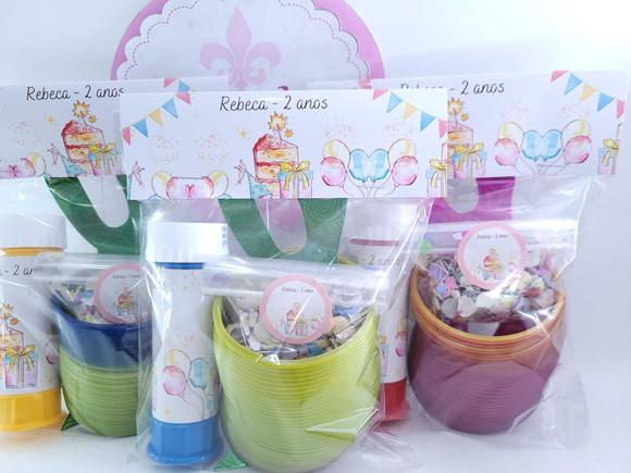 Kit Personalizado de Carnaval com Mola Máscara Confete Bolha