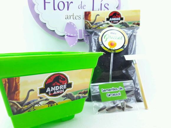 Kit Plantio Dinossauros