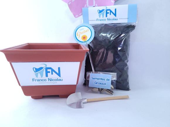 Kit Plantio Jardinagem Ecológico Brinde Empresa com Logo