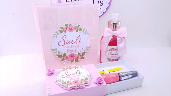 Kit Sabonete Esmalte e Lixa de Unhas Dia das Mães com Sacola