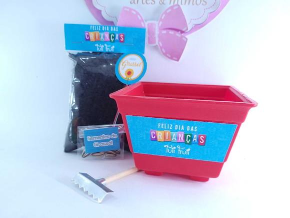 Kit Vamos Plantar Lembrancinha Dia das Crianças Empresa