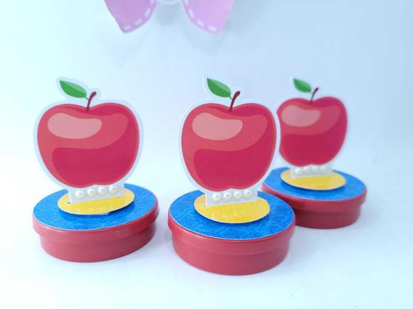 Latinha 3d Maçã Branca de Neve
