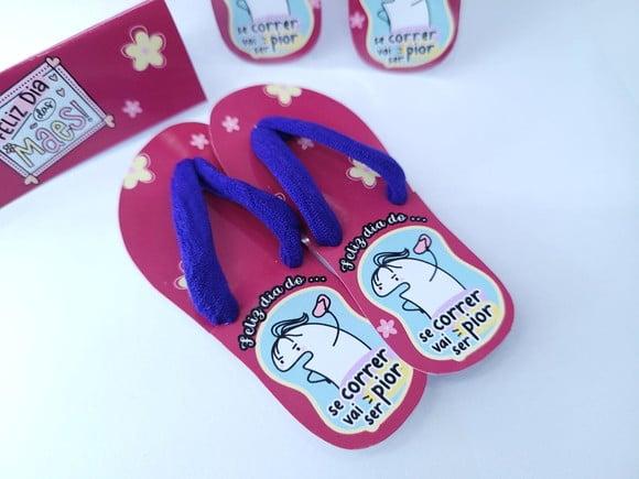 Lembrancinha Dia das Mães Xuxinha de Cabelo Tag Chinelo
