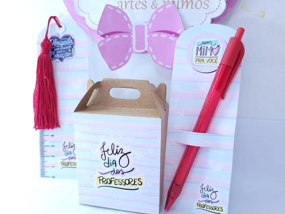 Lembrancinha Kit Professores Caixa Régua e Marca Pág