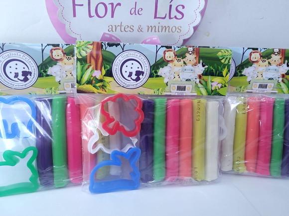 Massinha de Modelar Empresa com Cortadores Safari Logo