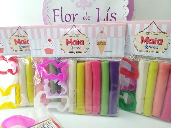 Massinha Modelar Doces e Confeitaria com Forminhas