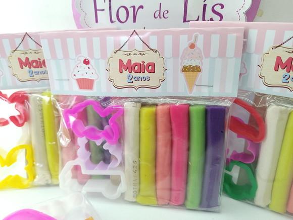 Massinha Modelar Doces e Confeitaria com Forminhas