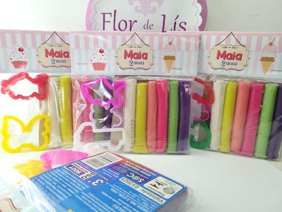 Massinha Modelar Doces e Confeitaria com Forminhas