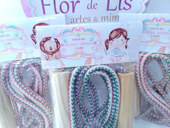 Pula Corda Circo Rosa Aquarela Menina