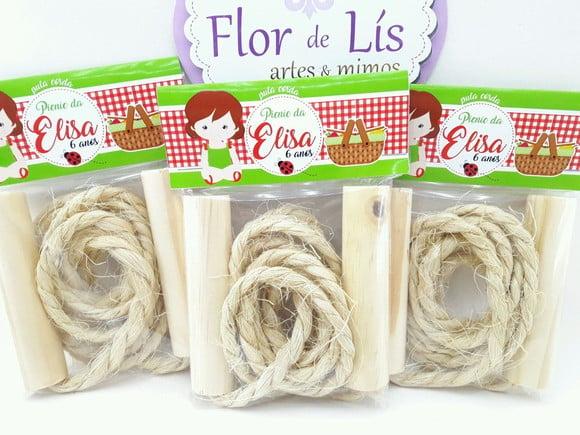 Pula Cordas Picnic Menina