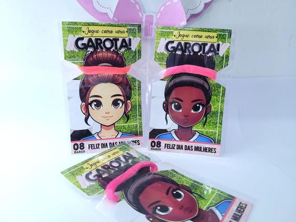 Tag Dia das Mulheres com Xuxinha de Cabelo Esporte Futebol