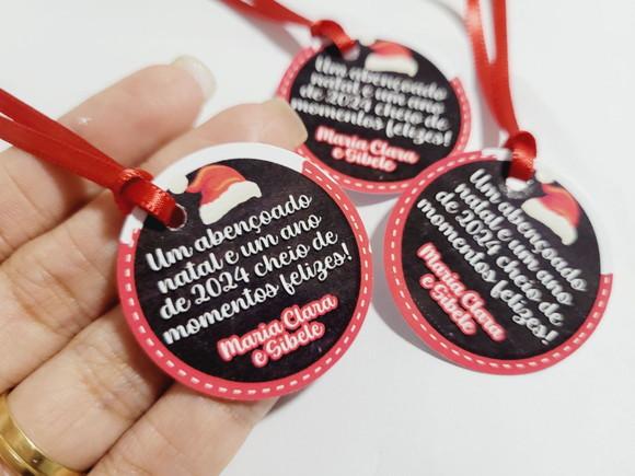 Tag para Presente de Natal Boas Festas com Fita de Cetim