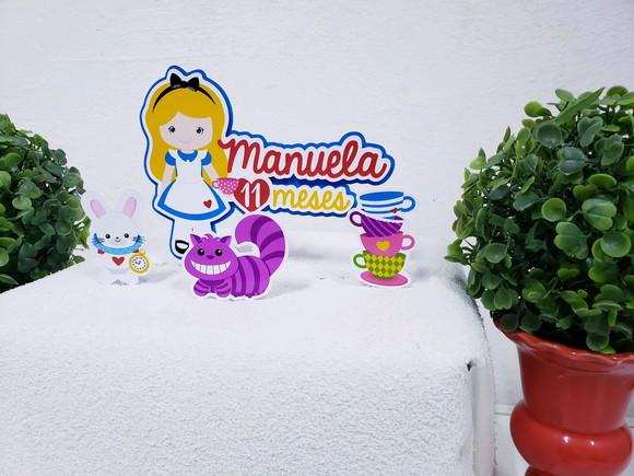 Topo de Bolo Alice com Apliques Mesversário