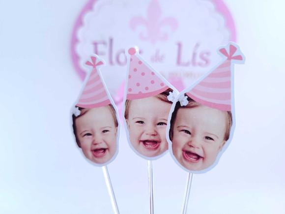 Topper de Doce Rostinho Bebê Menina com Foto e Chapeuzinho