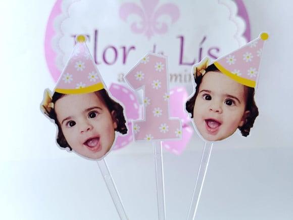 Topper de Doce Rostinho Margaridas com Foto e Chapeuzinho