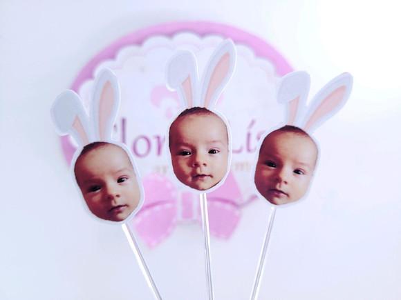 Topper de Doces Foto Bebê Orelhinha de Coelho Páscoa